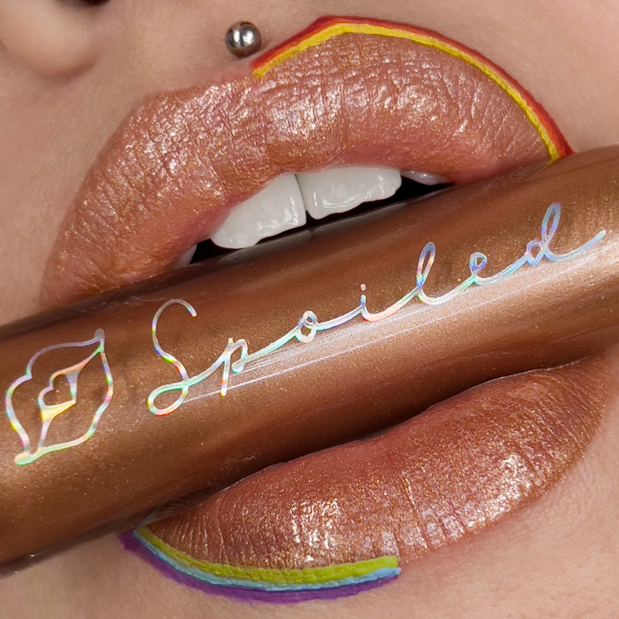 June | Lipgloss